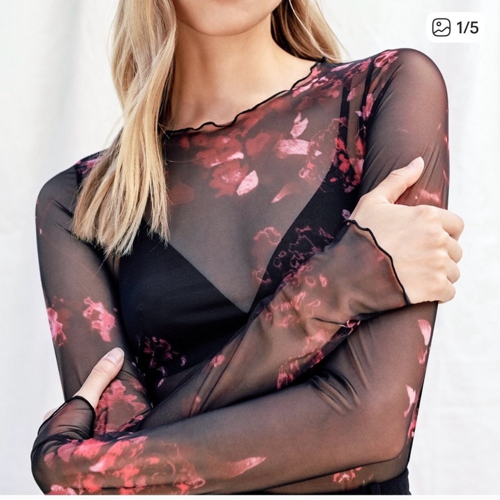 Aritzia bodysuit